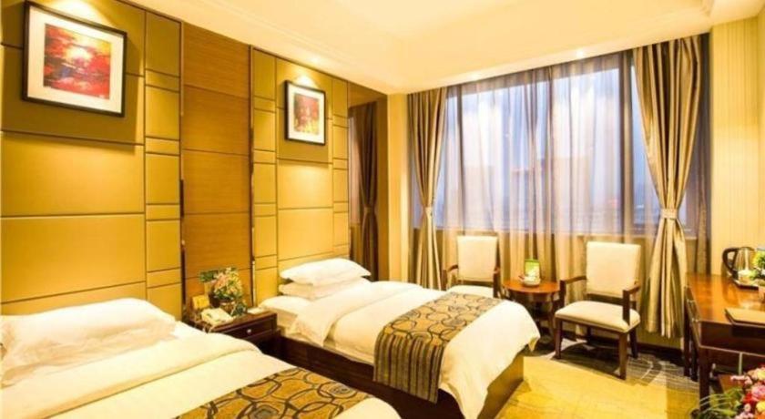 Greentree Inn Guangdong Jieyang Bus Terminal Station Ronghua Avenue Business Hotel Exterior photo