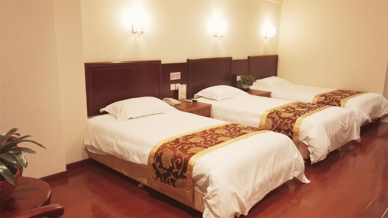 Greentree Inn Guangdong Jieyang Bus Terminal Station Ronghua Avenue Business Hotel Exterior photo